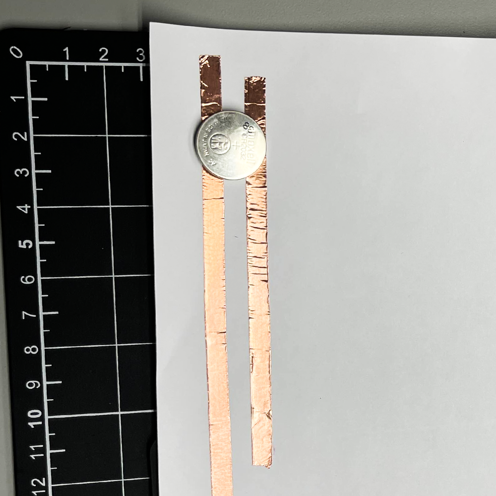 My first attempt at a circuit. Did not work at all, I did not understand fully how to make a circuit. The next five photos are me struggling to get the circuit to light up. At the time I was still processing the content from the lecture and has absolutely no clue what I was doing.