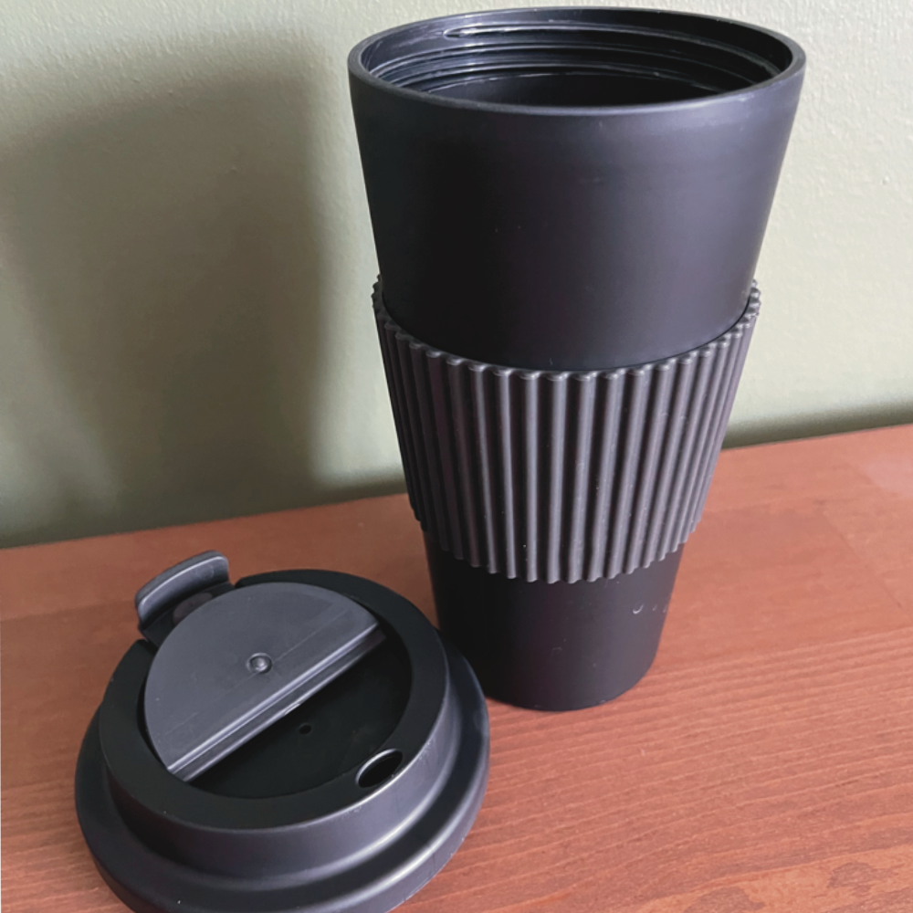 This is the coffee cup I intend to use. It has a removeable grip and a twist on cap.